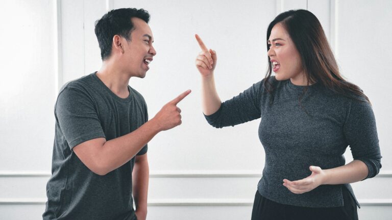 Am I An Argumentative Person? 16 Clear Signs You Might Be – The Sense Hub